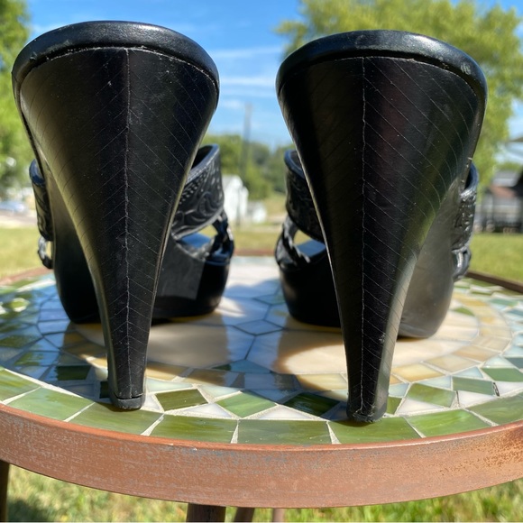 Cole Haan black tooled leather slide sandals mules US women’s size 8 - Picture 10 of 13